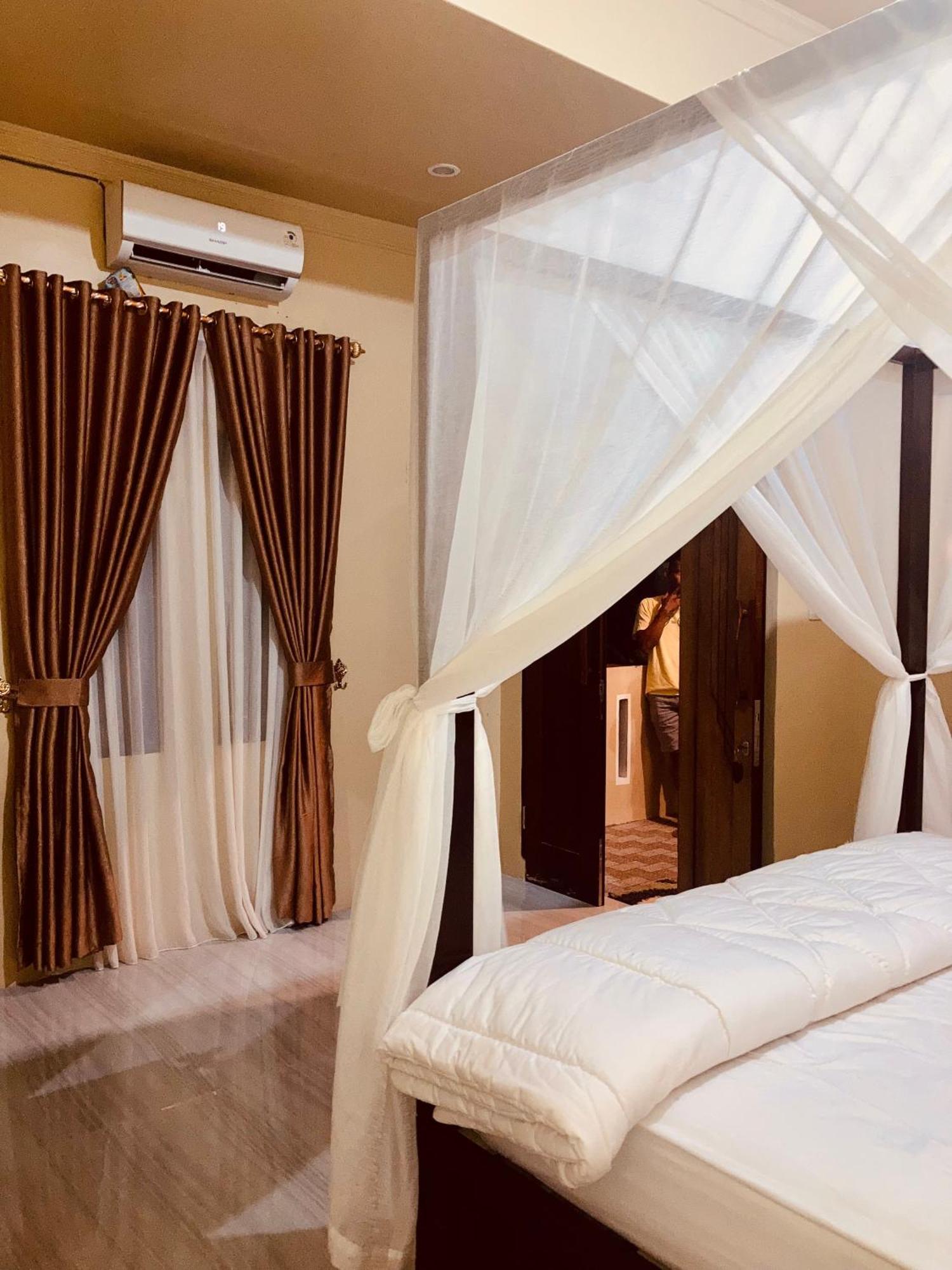 R5 Keramba Inn Bukit Lawang Ngoại thất bức ảnh